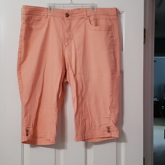 Gloria Vanderbilt Peach capri jeans - Picture 1 of 6